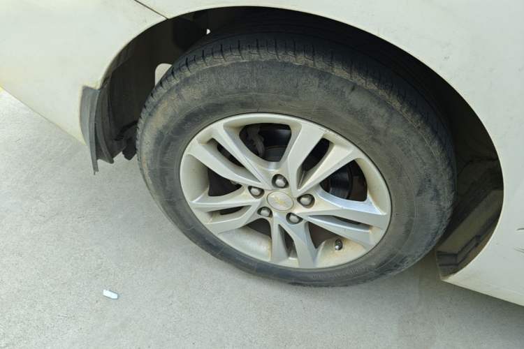Used Chevrolet Cavalier 2019 320 Manual Xinyue Edition Right Rear Wheel Hub