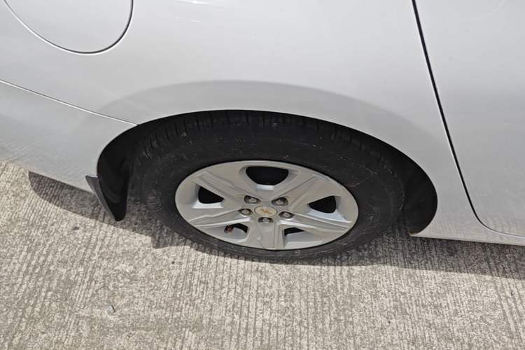 Used Chevrolet Cavalier 2019 320 Automatic Enjoyment with Sunroof Right Rear Wheel Hub