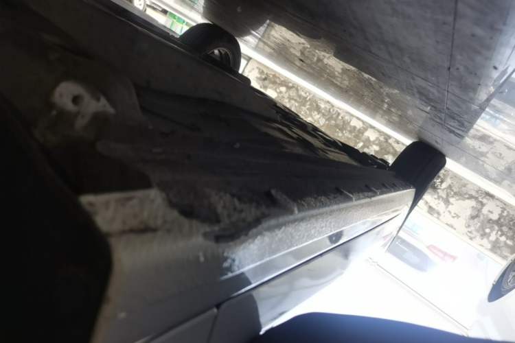 Used Chevrolet Cavalier 2019 320 Automatic Enjoyment with Sunroof Right Side Sill
