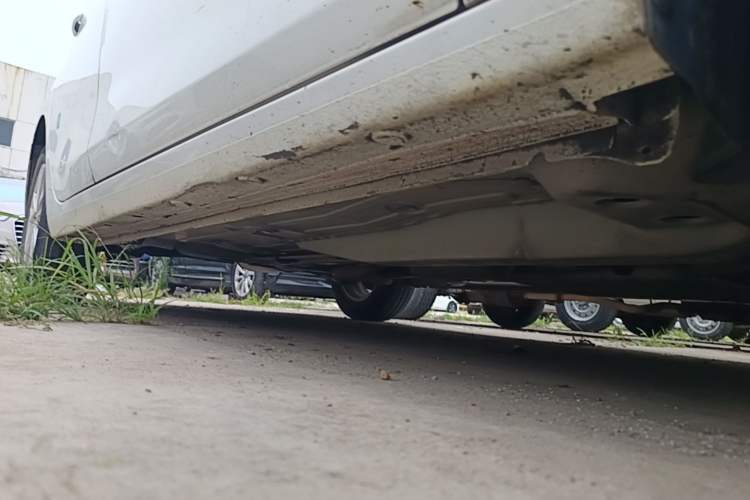 Used Chevrolet Cavalier 2019 320 Automatic Xinyue Edition Right Side Sill