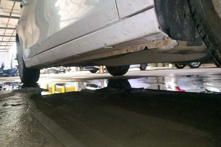 Used Chevrolet Cavalier 2019 320 Automatic Enjoyment with Sunroof Right Side Sill