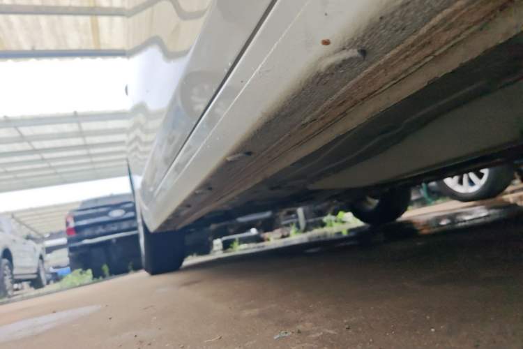 Used Chevrolet Cavalier 2019 320 Automatic Xinyue Edition Right Side Sill
