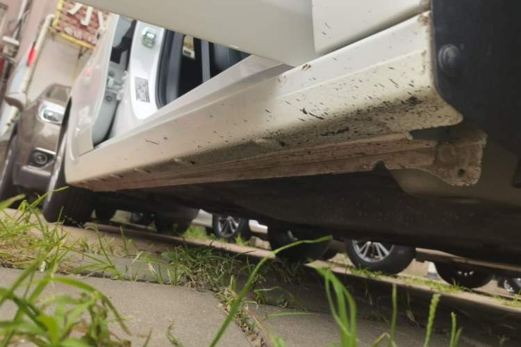 Used Chevrolet Cavalier 2019 320 Automatic Xinyue Edition Right Side Sill