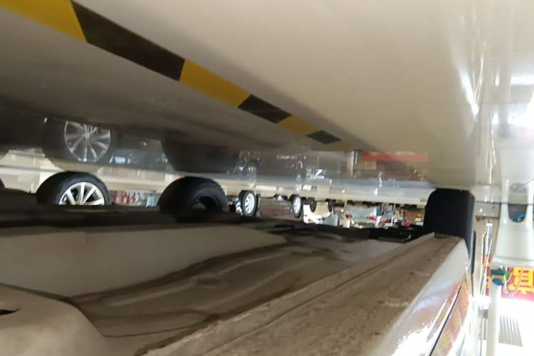 Used Chevrolet Cavalier 2019 320 Automatic Enjoyment with Sunroof Right Side Sill