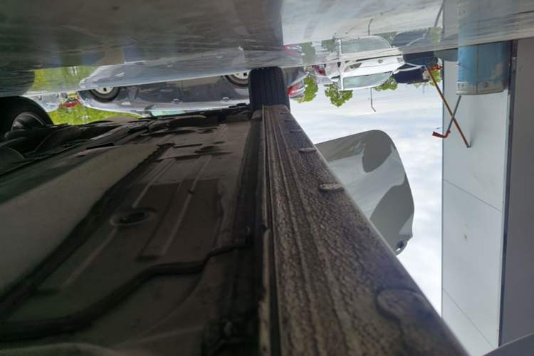 Used Chevrolet Cavalier 2019 320 Automatic Xinyue Edition Right Side Sill