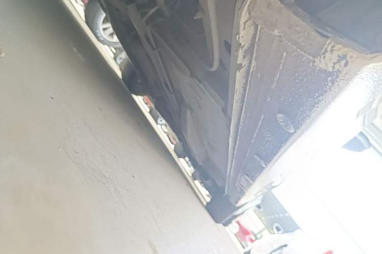 Used Chevrolet Cavalier 2019 320 Automatic Enjoyment with Sunroof Right Side Sill