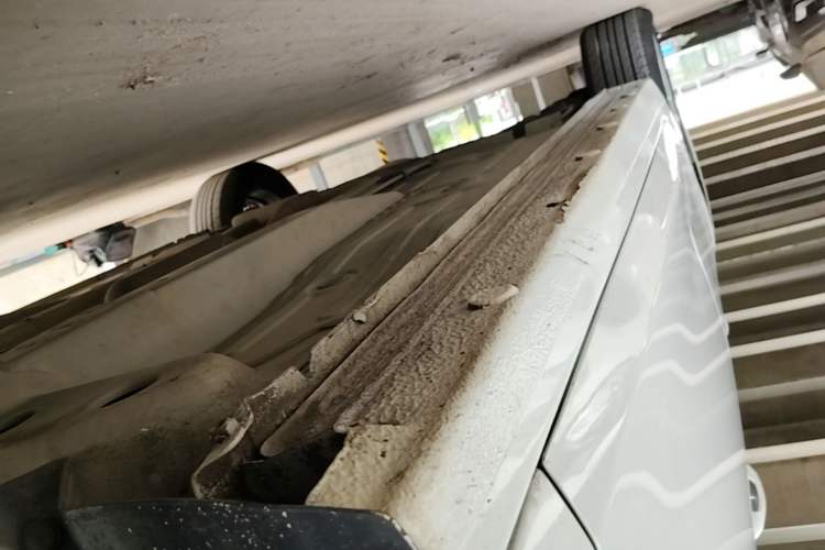 Used Chevrolet Cavalier 2019 320 Automatic Enjoyment with Sunroof Right Side Sill