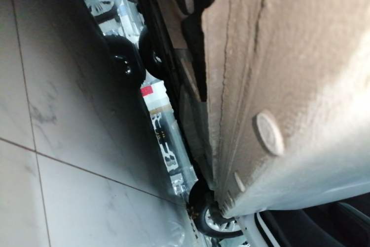 Used Chevrolet Cavalier 2019 320 Automatic Xinyue Edition Right Side Sill