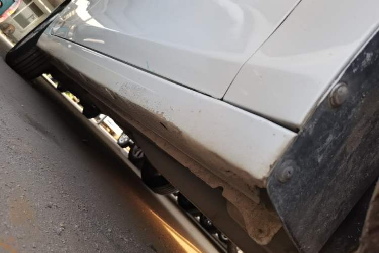 Used Chevrolet Cavalier 2019 320 Manual Xinyue Edition Right Side Sill