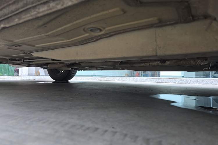 Used Chevrolet Cavalier 2019 320 Automatic Enjoyment with Sunroof Right Side Sill
