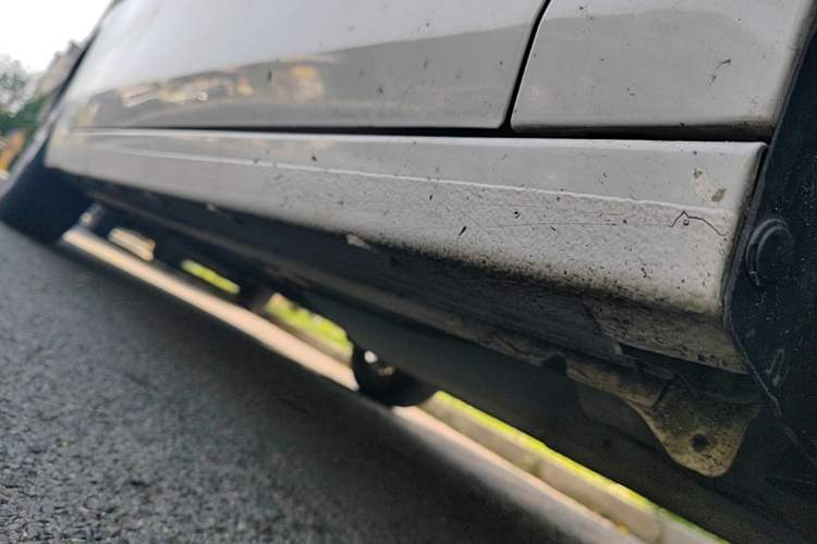 Used Chevrolet Cavalier 2019 320 Automatic Enjoyment with Sunroof Right Side Sill