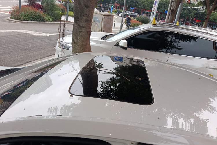 Used Chevrolet Cavalier 2019 320 Automatic Xinyue Edition Roof