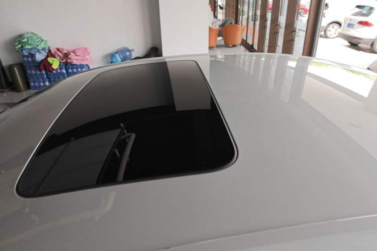 Used Chevrolet Cavalier 2019 320 Automatic Xinyue Edition Roof