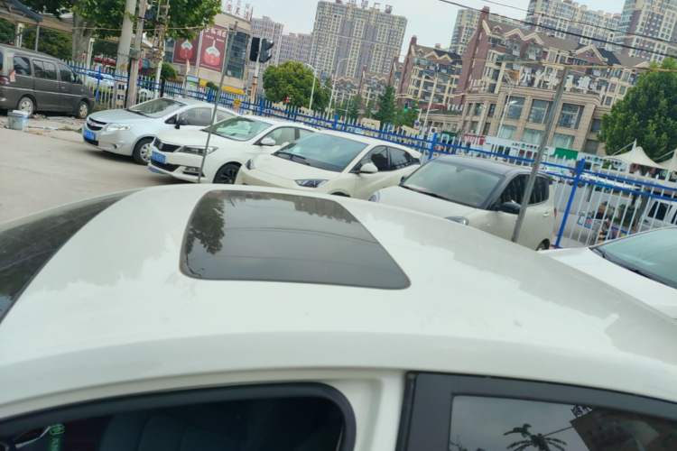 Used Chevrolet Cavalier 2019 320 Automatic Xinyue Edition Roof