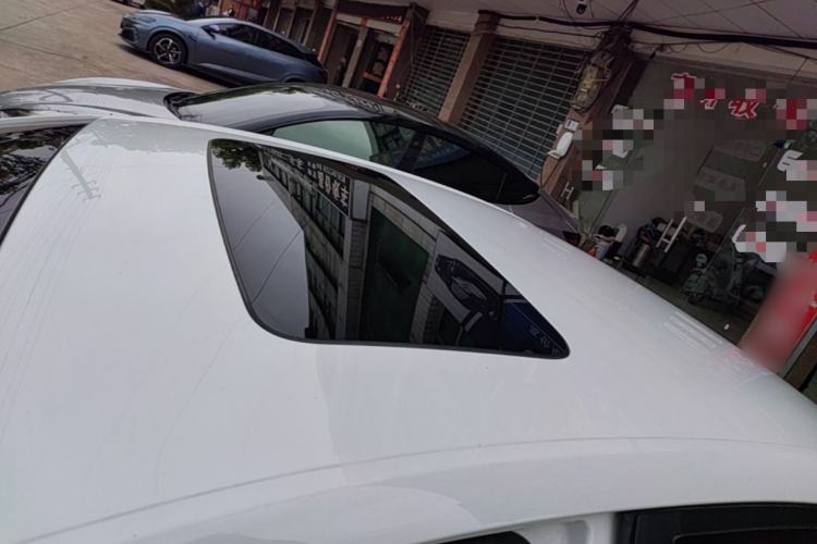 Used Chevrolet Cavalier 2019 320 Automatic Xinyue Edition Roof