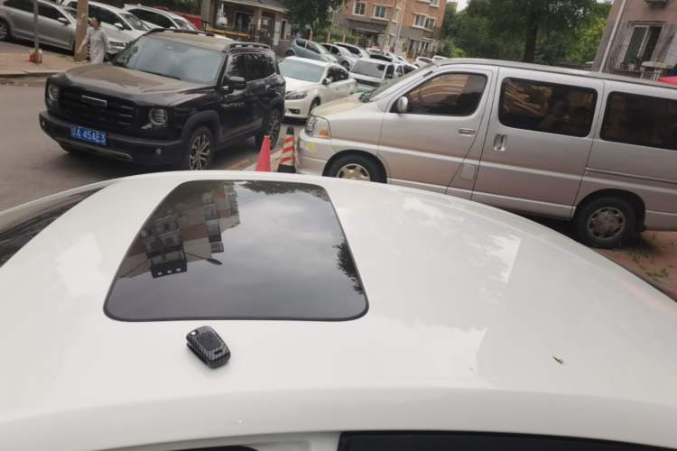 Used Chevrolet Cavalier 2019 320 Automatic Xinyue Edition Roof