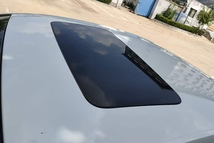 Used Chevrolet Cavalier 2019 320 Automatic Enjoyment with Sunroof Roof
