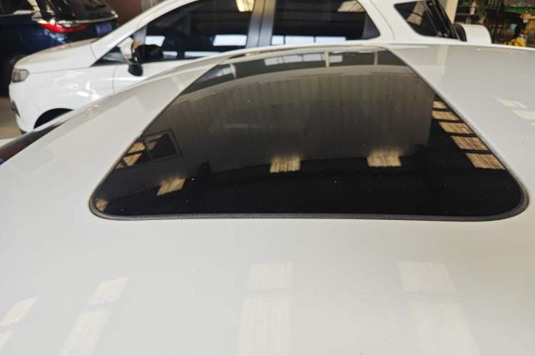 Used Chevrolet Cavalier 2019 320 Automatic Enjoyment with Sunroof Roof