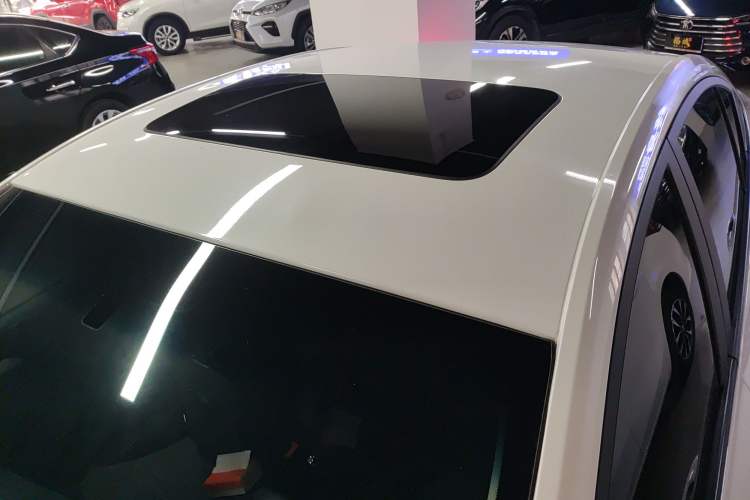 Used Chevrolet Cavalier 2019 320 Automatic Enjoyment with Sunroof Roof