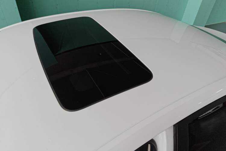 Used Chevrolet Cavalier 2019 320 Automatic Xinyue Edition Roof