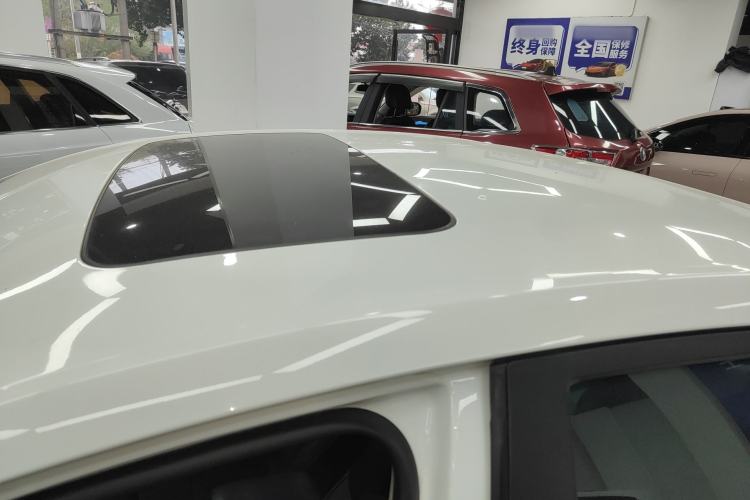 Used Chevrolet Cavalier 2019 320 Automatic Xinyue Edition Roof