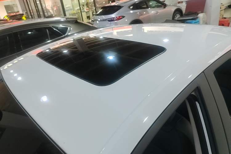 Used Chevrolet Cavalier 2019 320 Automatic Xinyue Edition Roof
