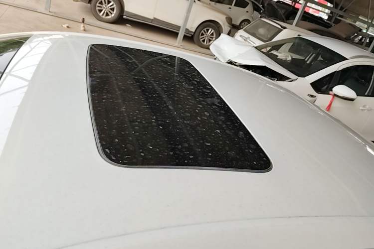 Used Chevrolet Cavalier 2019 320 Automatic Enjoyment with Sunroof Roof