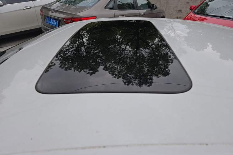 Used Chevrolet Cavalier 2019 320 Automatic Enjoyment with Sunroof Roof