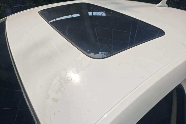 Used Chevrolet Cavalier 2019 320 Automatic Xinyue Edition Roof