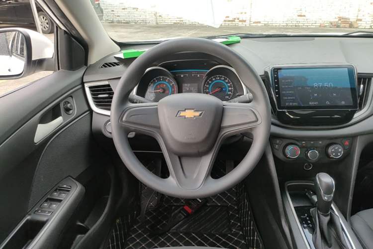 Used Chevrolet Cavalier 2019 320 Automatic Enjoyment with Sunroof Steering Wheel