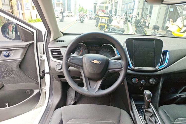 Used Chevrolet Cavalier 2019 320 Automatic Enjoyment with Sunroof Steering Wheel