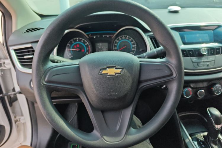 Used Chevrolet Cavalier 2019 320 Automatic Enjoyment with Sunroof Steering Wheel