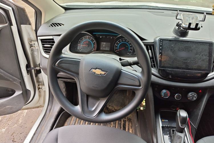 Used Chevrolet Cavalier 2019 320 Automatic Enjoyment with Sunroof Steering Wheel