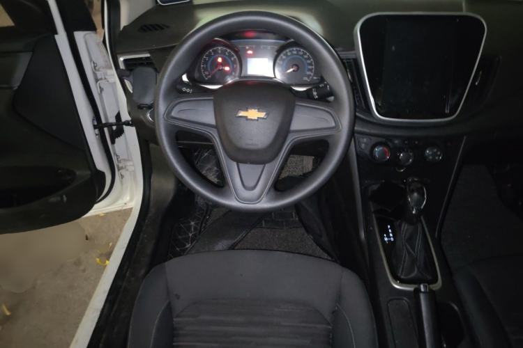 Used Chevrolet Cavalier 2019 320 Automatic Enjoyment with Sunroof Steering Wheel