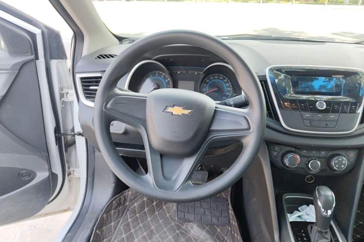 Used Chevrolet Cavalier 2019 320 Automatic Enjoyment with Sunroof Steering Wheel