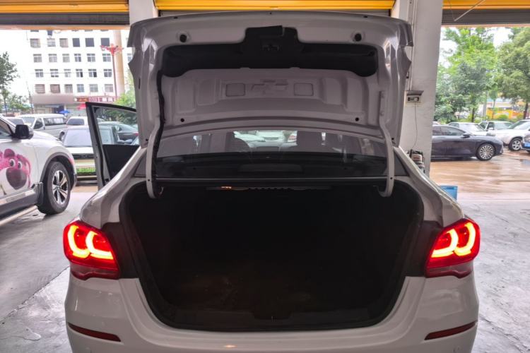 Used Chevrolet Cavalier 2019 320 Automatic Enjoyment with Sunroof Trunk