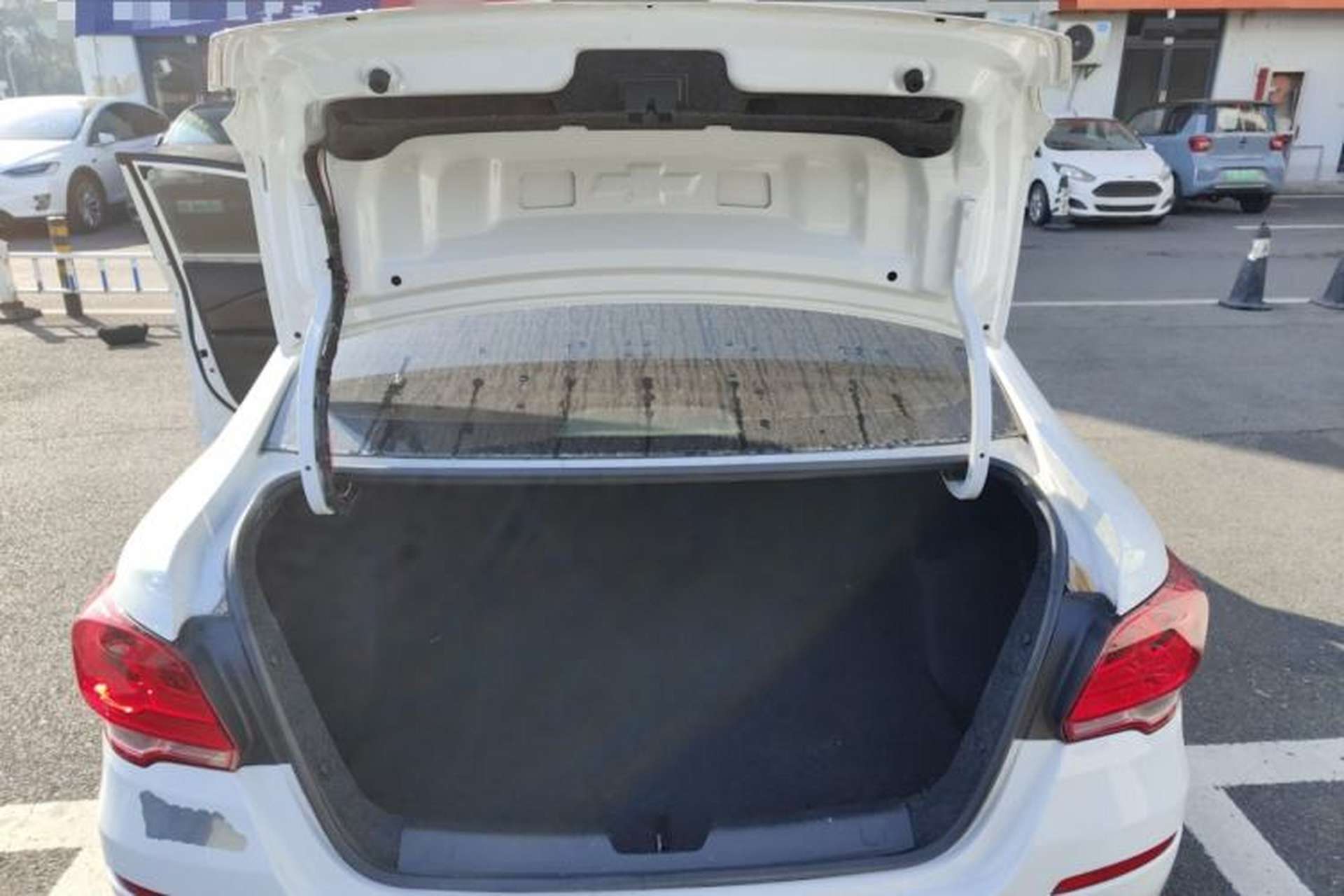 Used Chevrolet Cavalier 2019 320 Automatic Enjoyment with Sunroof Trunk