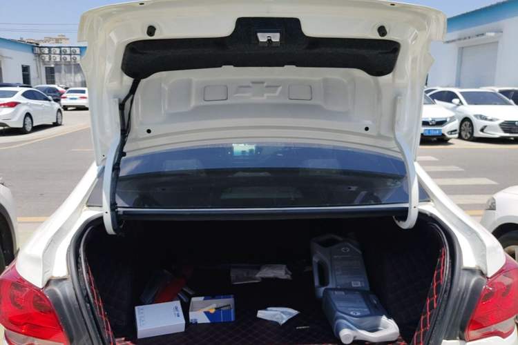 Used Chevrolet Cavalier 2019 320 Automatic Enjoyment with Sunroof Trunk
