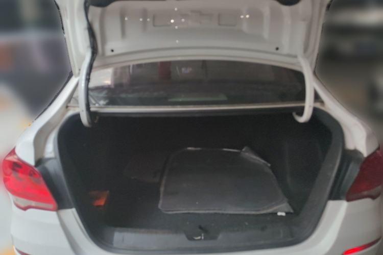 Used Chevrolet Cavalier 2019 320 Automatic Xinyue Edition Trunk
