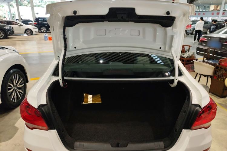 Used Chevrolet Cavalier 2019 320 Automatic Enjoyment with Sunroof Trunk