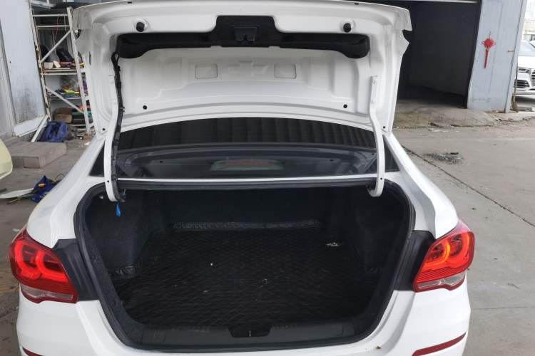 Used Chevrolet Cavalier 2019 320 Automatic Enjoyment with Sunroof Trunk