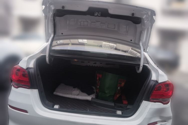 Used Chevrolet Cavalier 2019 320 Automatic Enjoyment with Sunroof Trunk