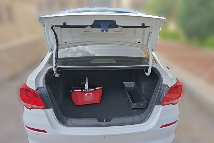 Used Chevrolet Cavalier 2019 320 Automatic Xinyue Edition Trunk