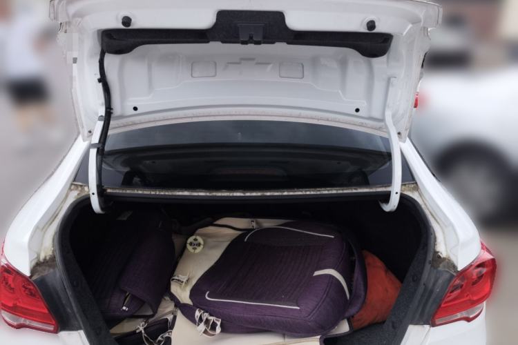 Used Chevrolet Cavalier 2019 320 Automatic Xinyue Edition Trunk