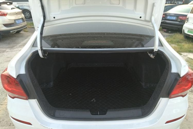 Used Chevrolet Cavalier 2019 320 Automatic Enjoyment with Sunroof Trunk