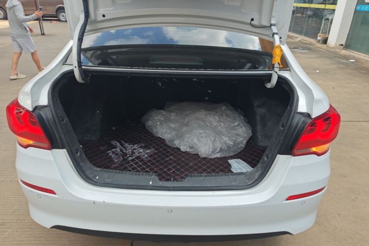 Used Chevrolet Cavalier 2019 320 Automatic Xinyue Edition Trunk