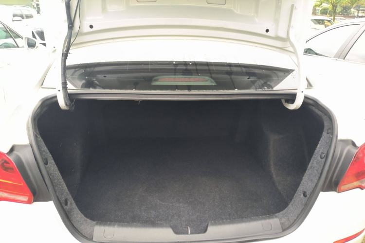 Used Chevrolet Cavalier 2019 320 Automatic Enjoyment with Sunroof Trunk