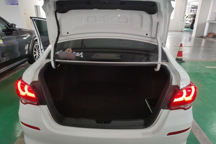 Used Chevrolet Cavalier 2019 320 Automatic Enjoyment with Sunroof Trunk