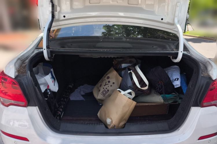 Used Chevrolet Cavalier 2019 320 Automatic Xinshang Edition Trunk