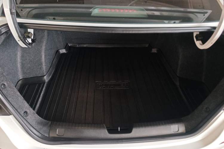 Used Chevrolet Cavalier 2019 320 Automatic Xinyue Edition Trunk
